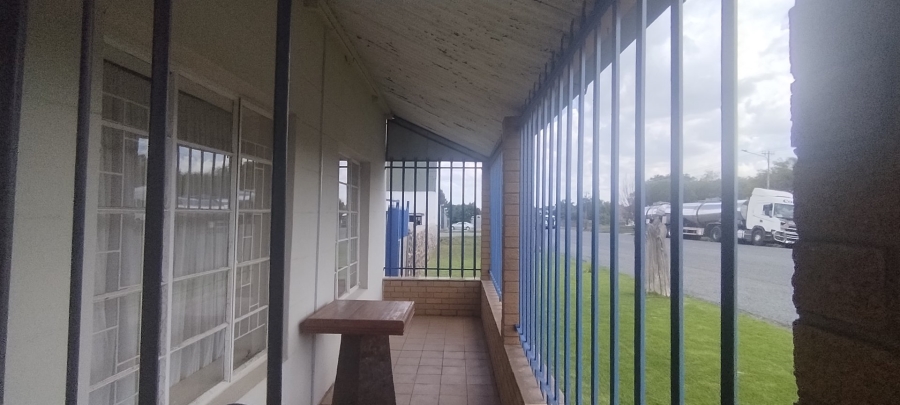 3 Bedroom Property for Sale in Winburg Free State